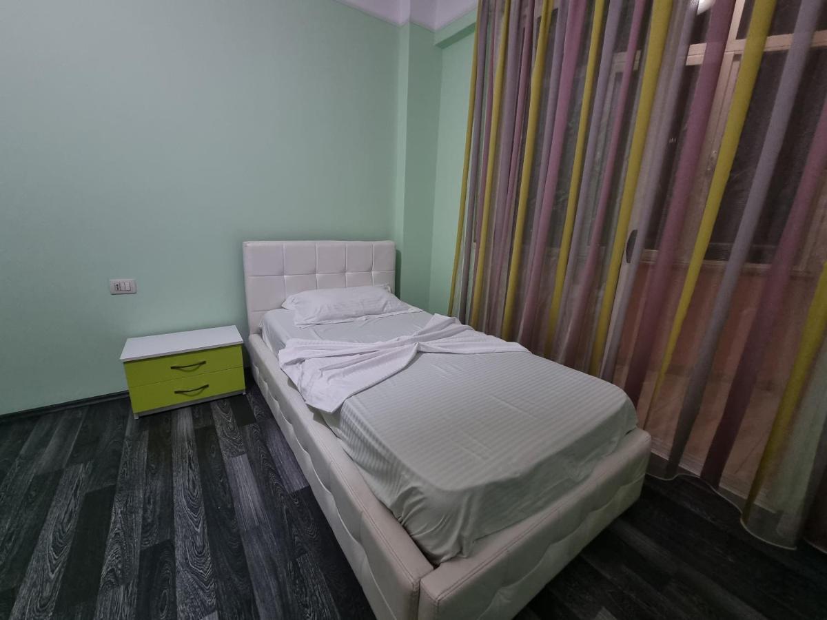 Moonshine Apartament Tirana Bagian luar foto